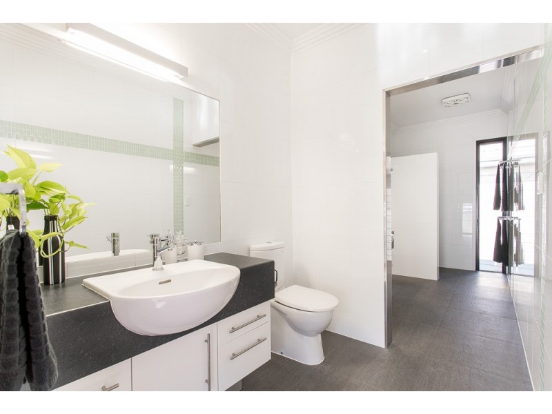 32 Muriel Avenue, Moorooka QLD 4105