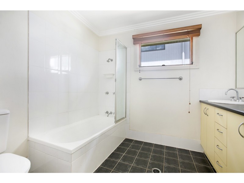 18 Helles Street, Moorooka QLD 4105