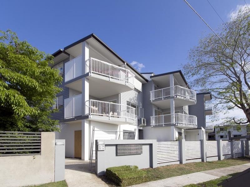 11/12 Lake Street, Yeronga QLD 4104