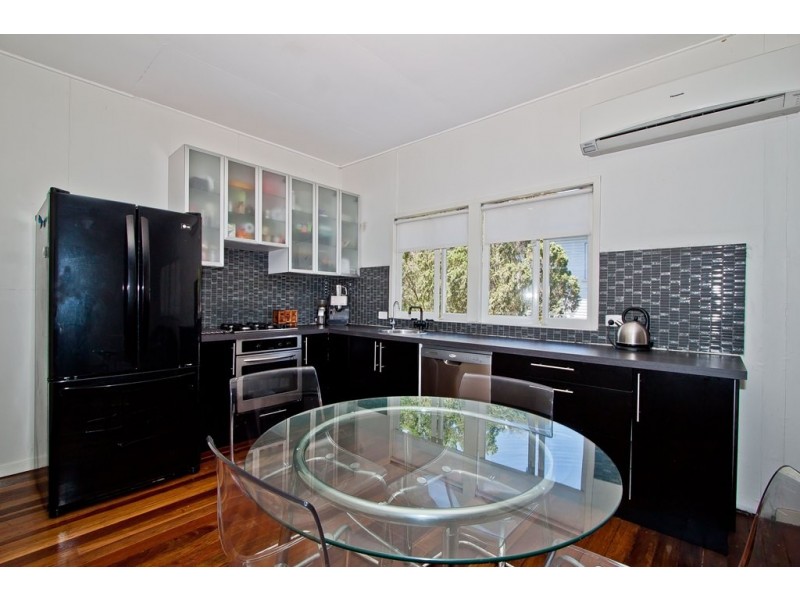 12 Albert Street, Rocklea QLD 4106