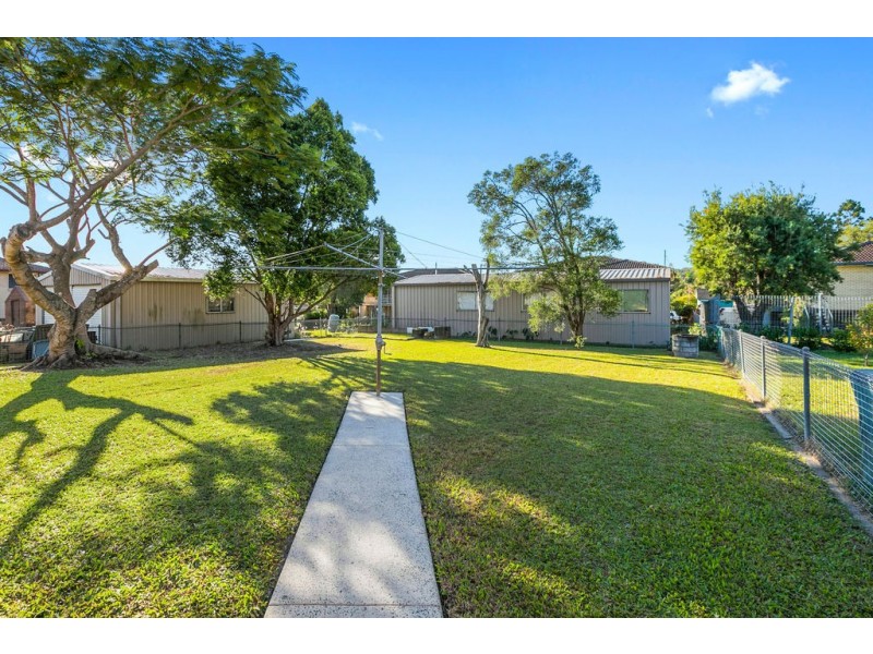 98 Hammersmith Street, Coopers Plains QLD 4108