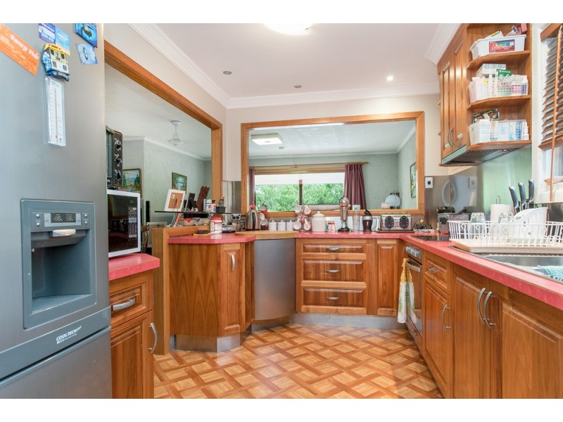 24 Rothesay Street, Acacia Ridge QLD 4110