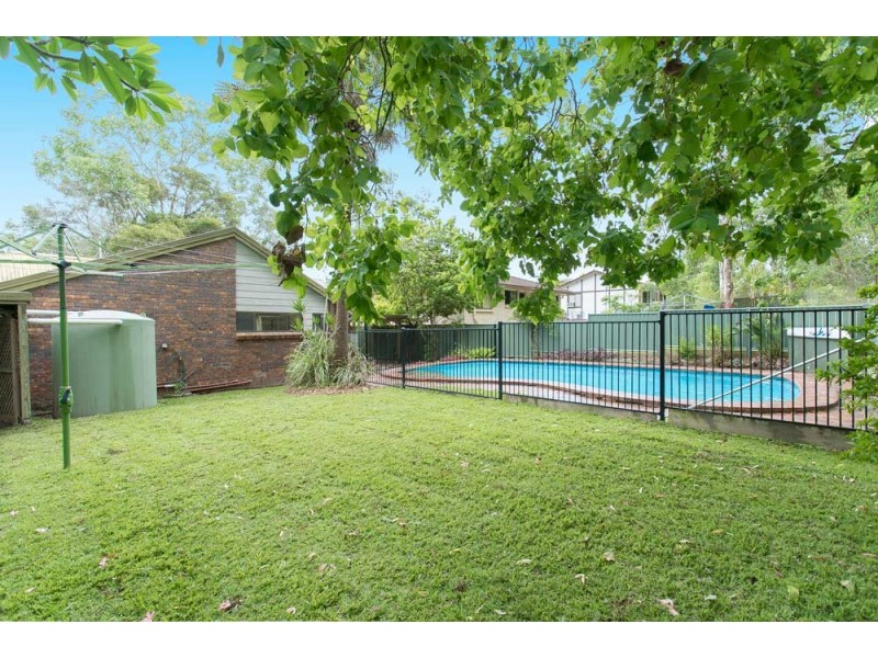 26 Edgehill Street, Nathan QLD 4111