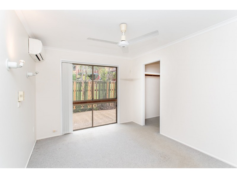 26 Edgehill Street, Nathan QLD 4111