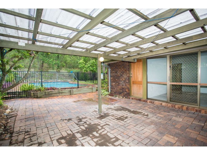 26 Edgehill Street, Nathan QLD 4111