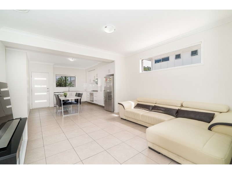 5/7 Debra Street, Salisbury QLD 4107