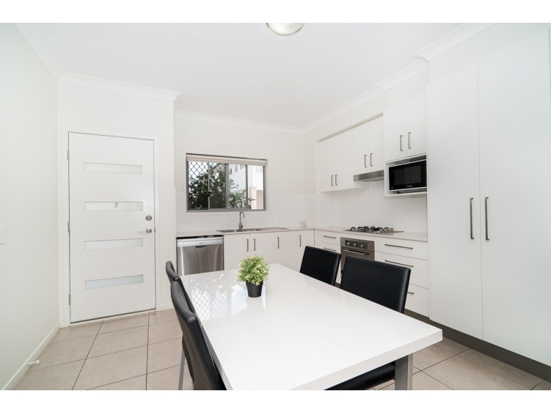 5/7 Debra Street, Salisbury QLD 4107