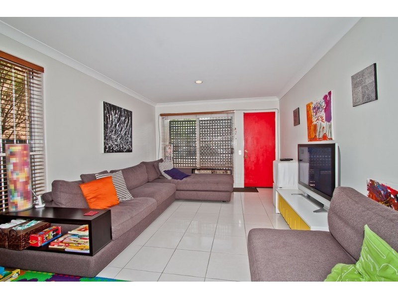 8/96 Chester Road, Annerley QLD 4103