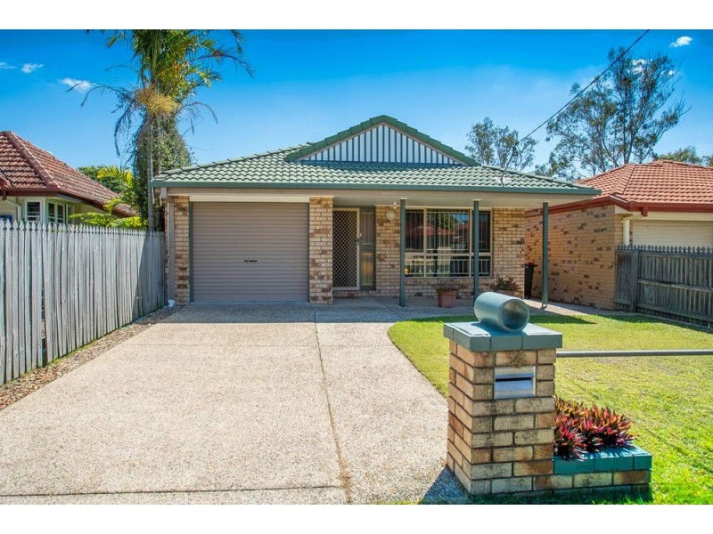 4 Bosworth Street, Coopers Plains QLD 4108