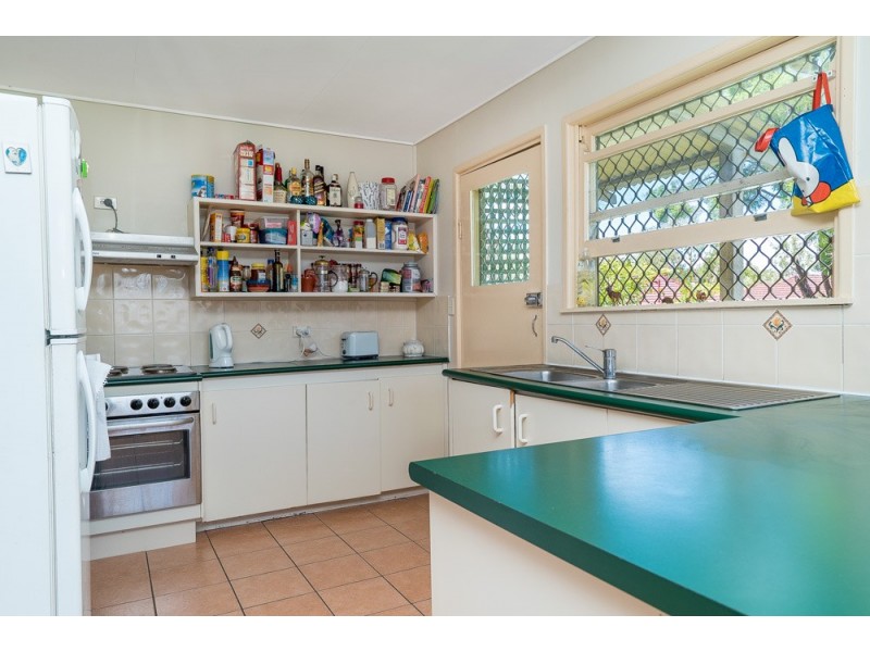 10 Albert Street, Rocklea QLD 4106