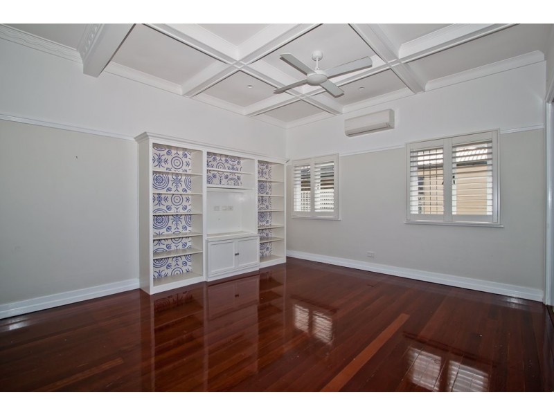 32 Brisbane Street, Annerley QLD 4103