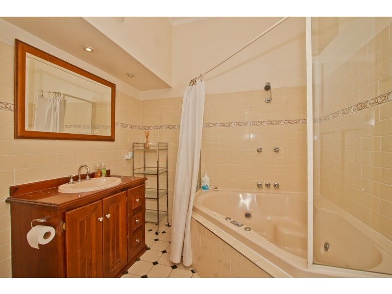 32 Brisbane Street, Annerley QLD 4103