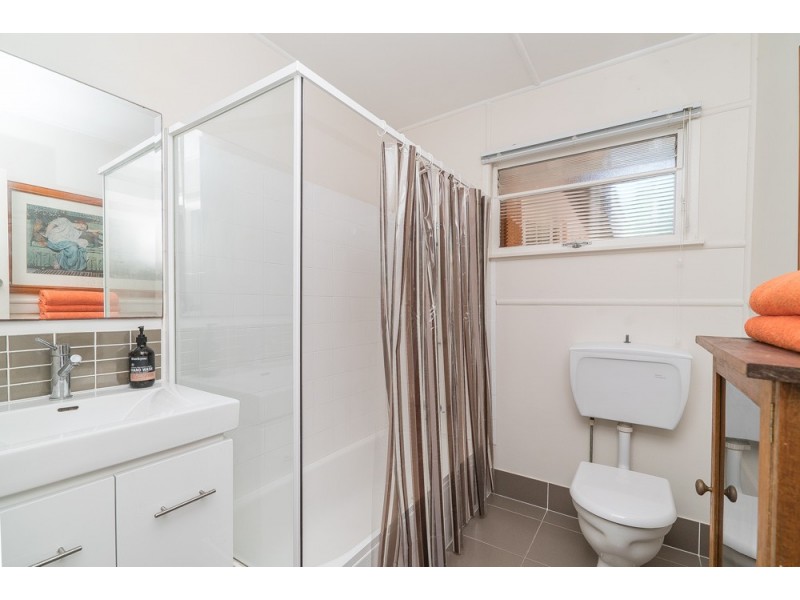 1/6 Ware Street, Annerley QLD 4103