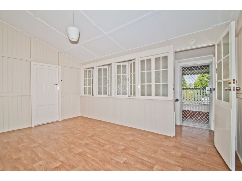 10 Juster Street, Annerley QLD 4103
