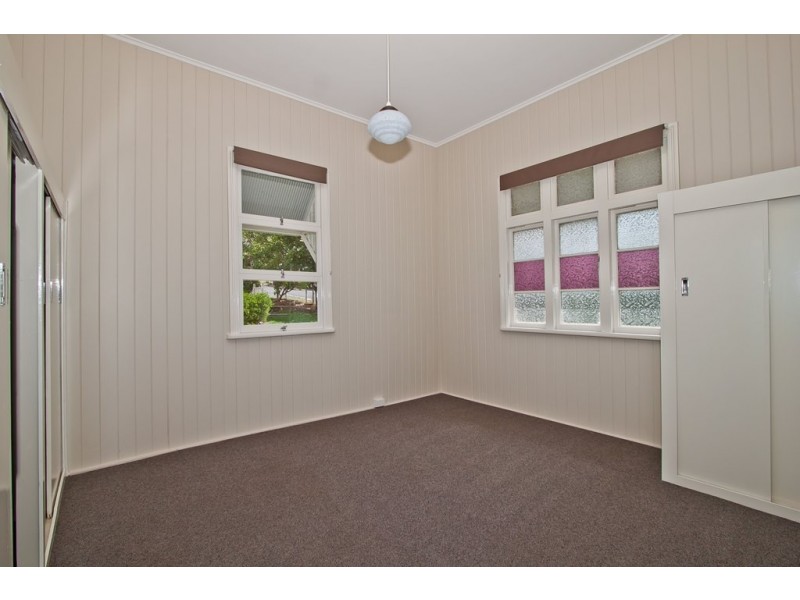 10 Juster Street, Annerley QLD 4103