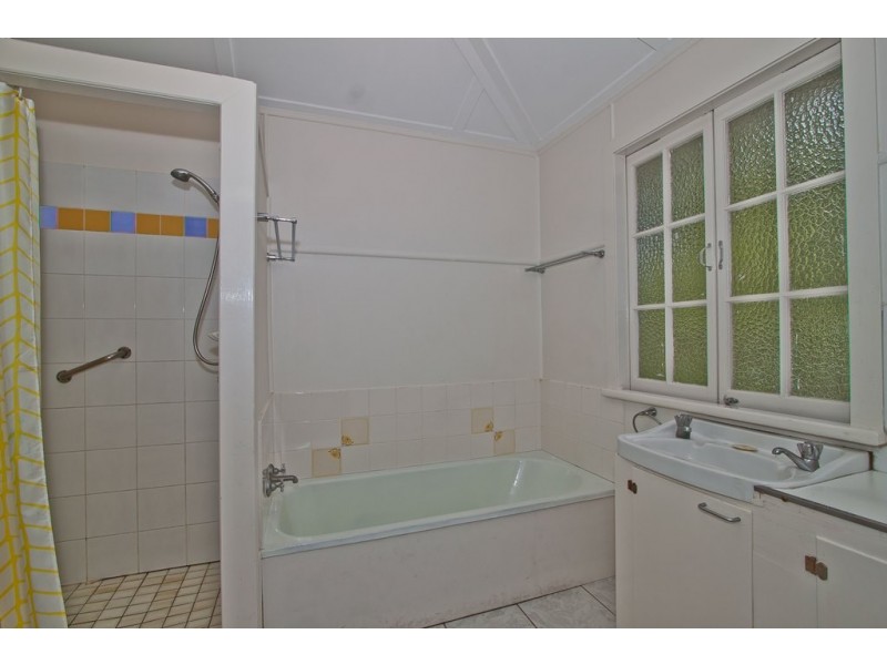 10 Juster Street, Annerley QLD 4103