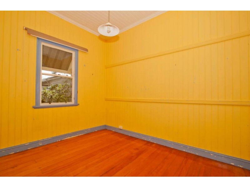 2 Bower Street, Annerley QLD 4103