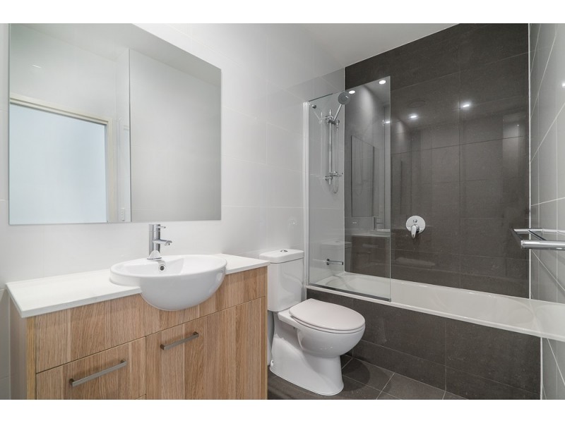 38 Nelson Parade, Indooroopilly QLD 4068