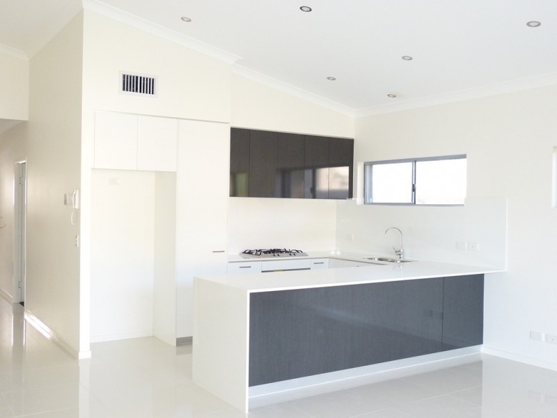 38 Nelson Parade, Indooroopilly QLD 4068