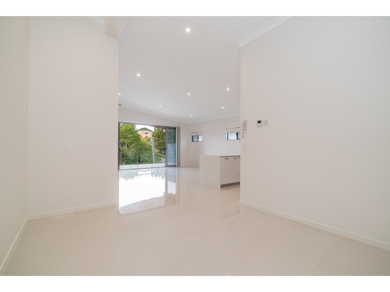 38 Nelson Parade, Indooroopilly QLD 4068