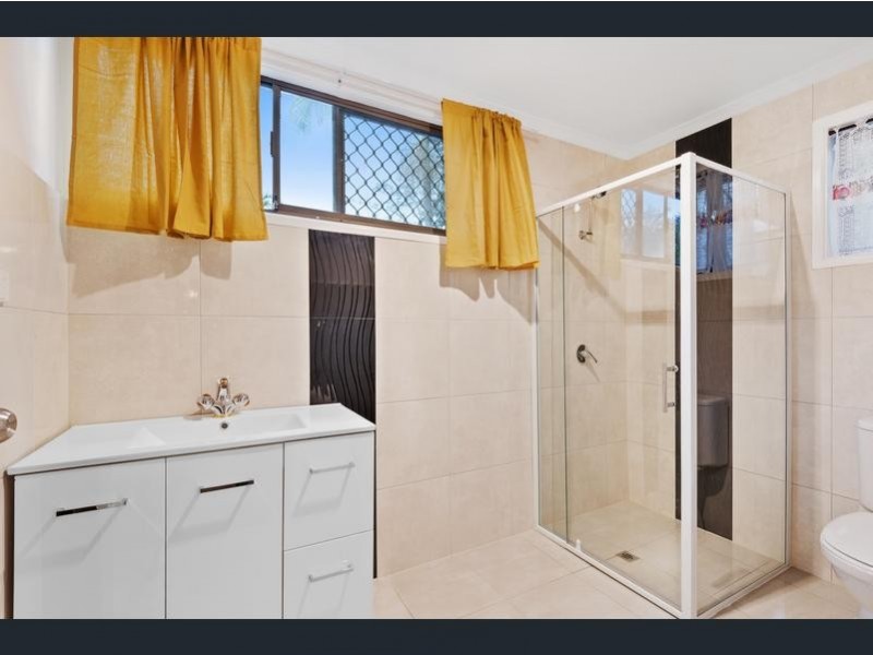 3 Broadmere Street, Annerley QLD 4103