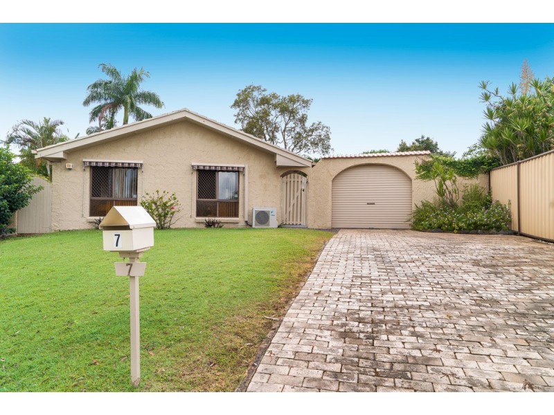 7 Thulimbah Street, Coopers Plains QLD 4108