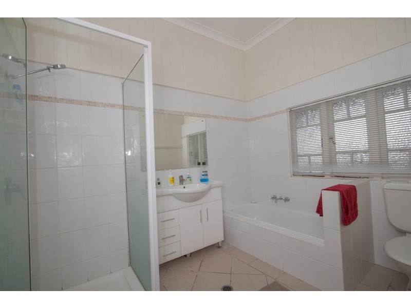 10 Collins Street, Annerley QLD 4103