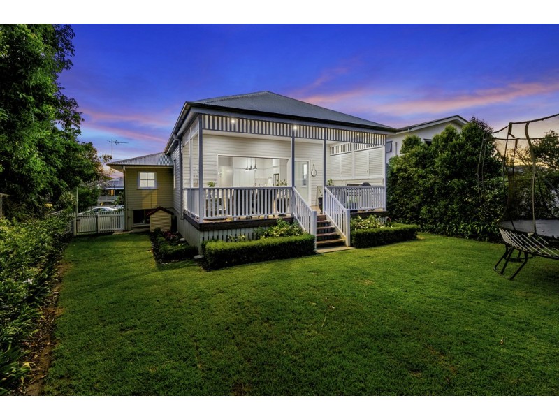 18 Albert Street, Annerley QLD 4103