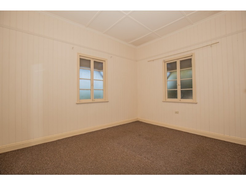 253 Fairfield Road, Fairfield QLD 4103