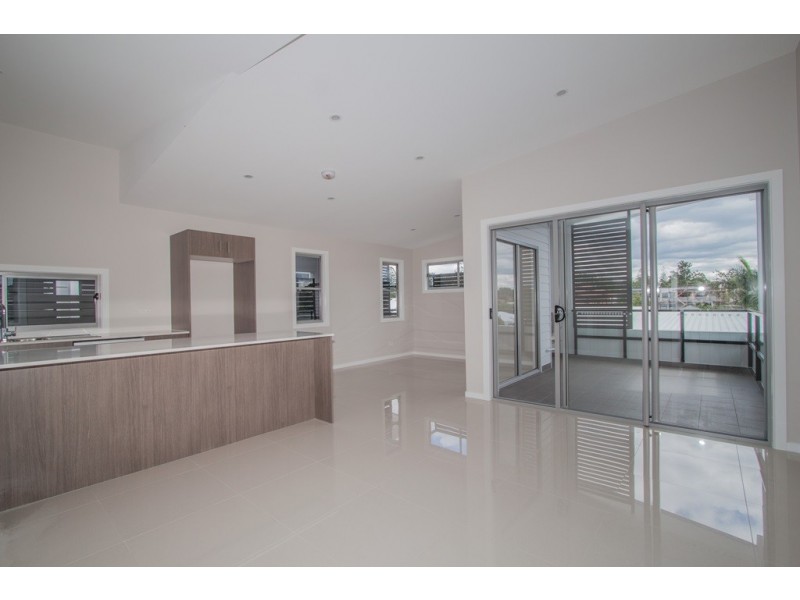 2/19 Manson Parade, Yeronga QLD 4104