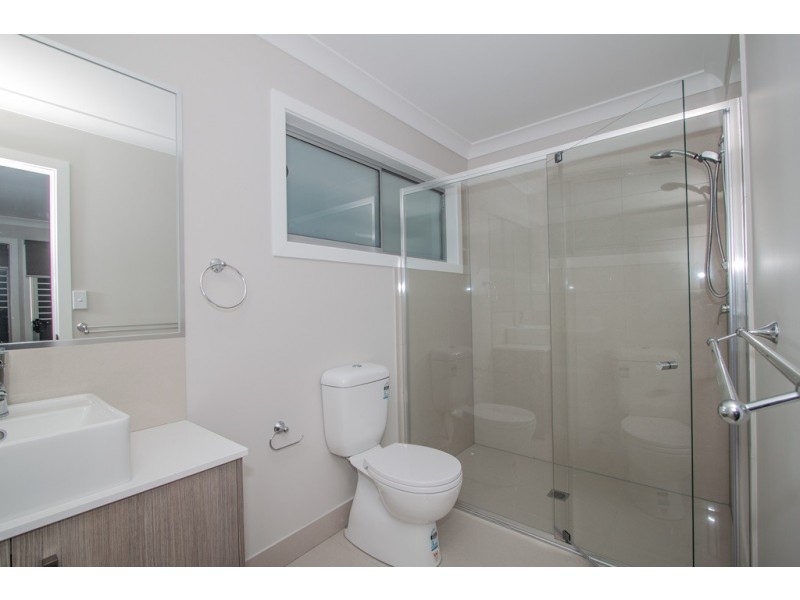 2/19 Manson Parade, Yeronga QLD 4104