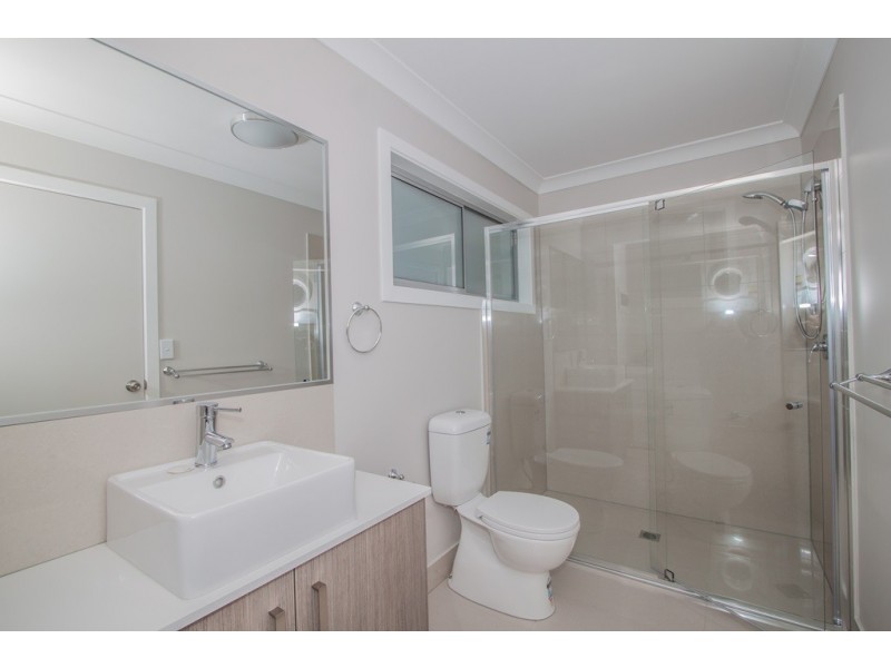 2/19 Manson Parade, Yeronga QLD 4104