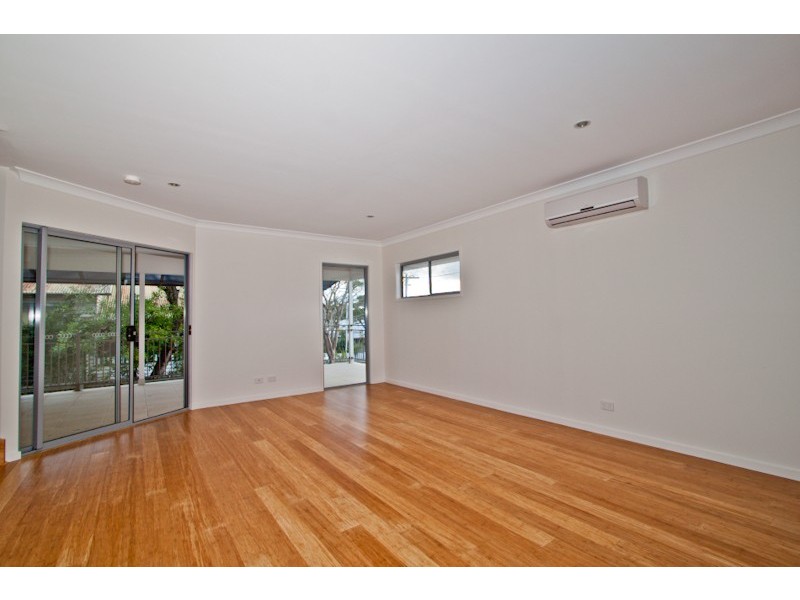 1/22 Franklin Street, Annerley QLD 4103