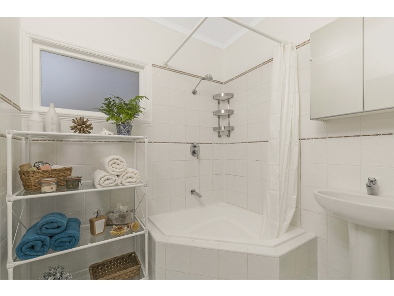 34 Dartmouth Street, Coopers Plains QLD 4108