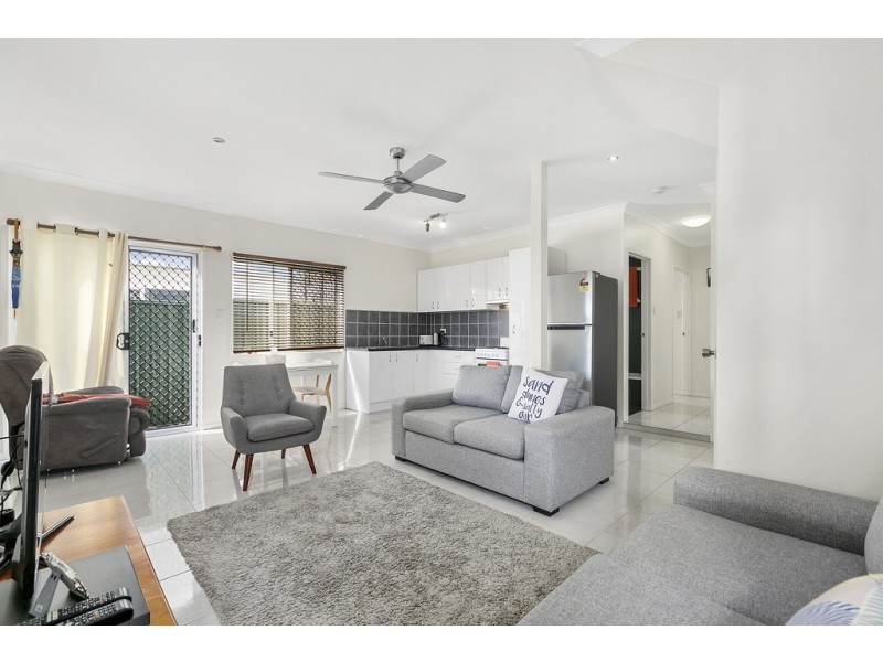 63A Fegen Drive, Moorooka QLD 4105