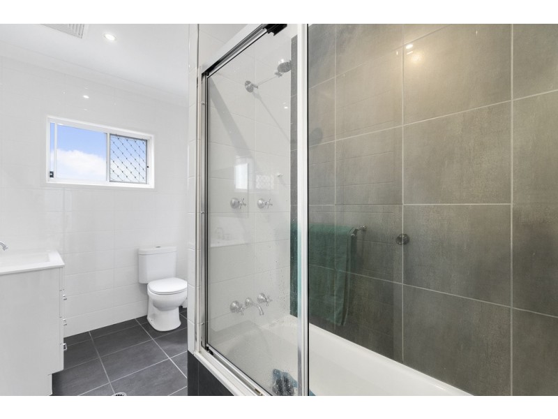 63A Fegen Drive, Moorooka QLD 4105