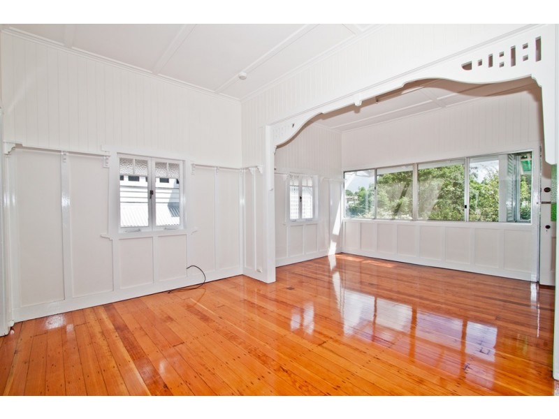 32 Victoria Terrace, Annerley QLD 4103