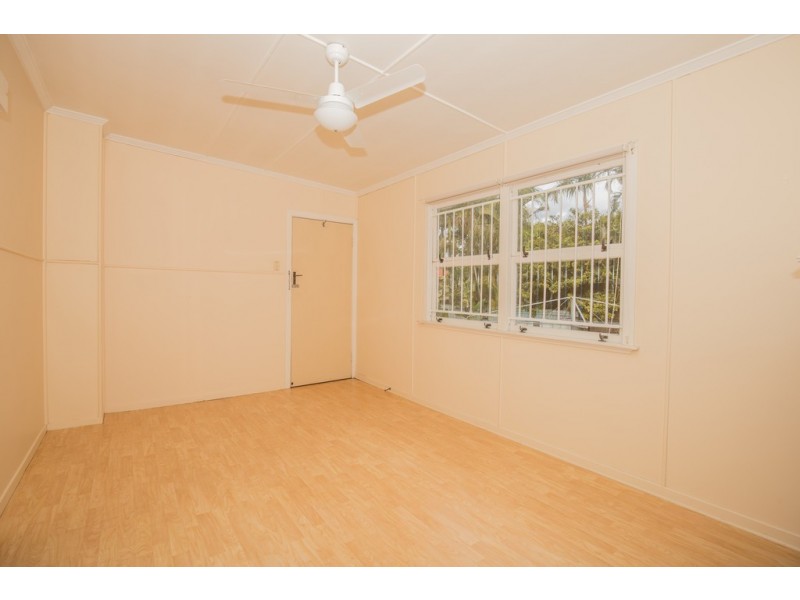 39 Avondale Avenue, Annerley QLD 4103