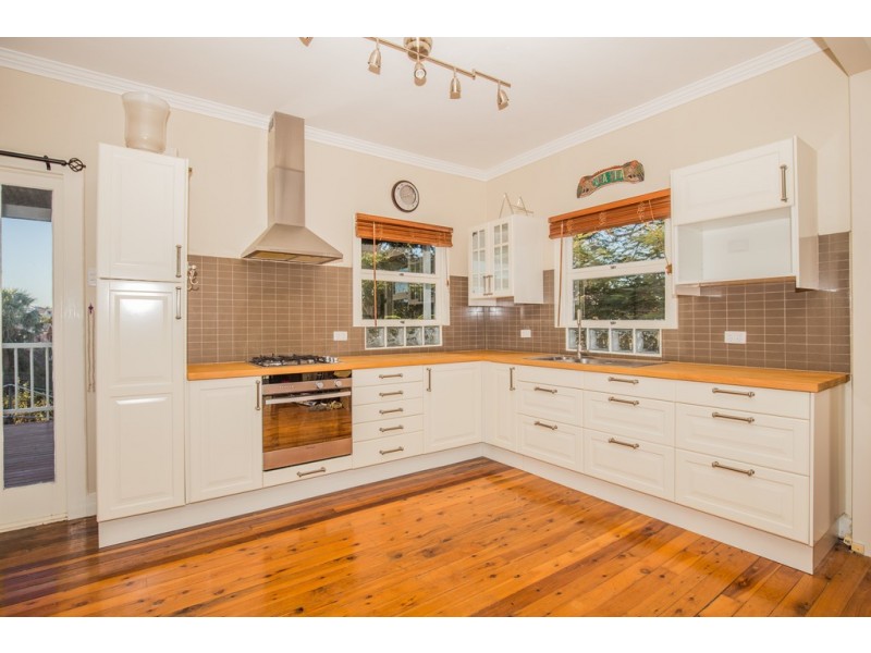 22 Jordan Street, Greenslopes QLD 4120