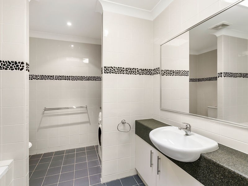 8/44 Pitt Street, Annerley QLD 4103