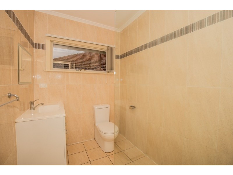 92 Brisbane Corso, Fairfield QLD 4103