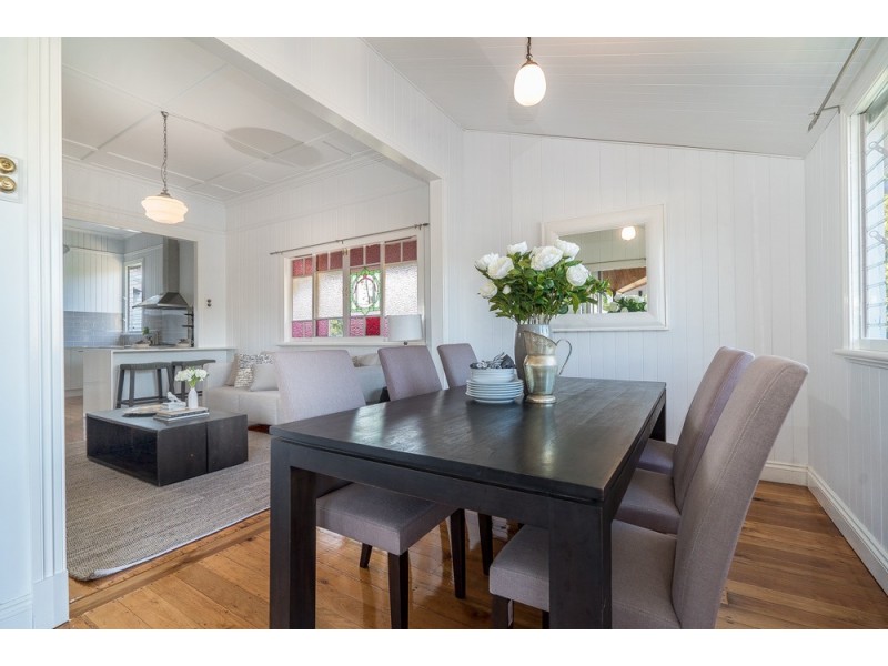 32 Aubigny Street, Annerley QLD 4103