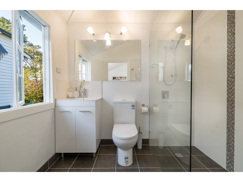 32 Aubigny Street, Annerley QLD 4103