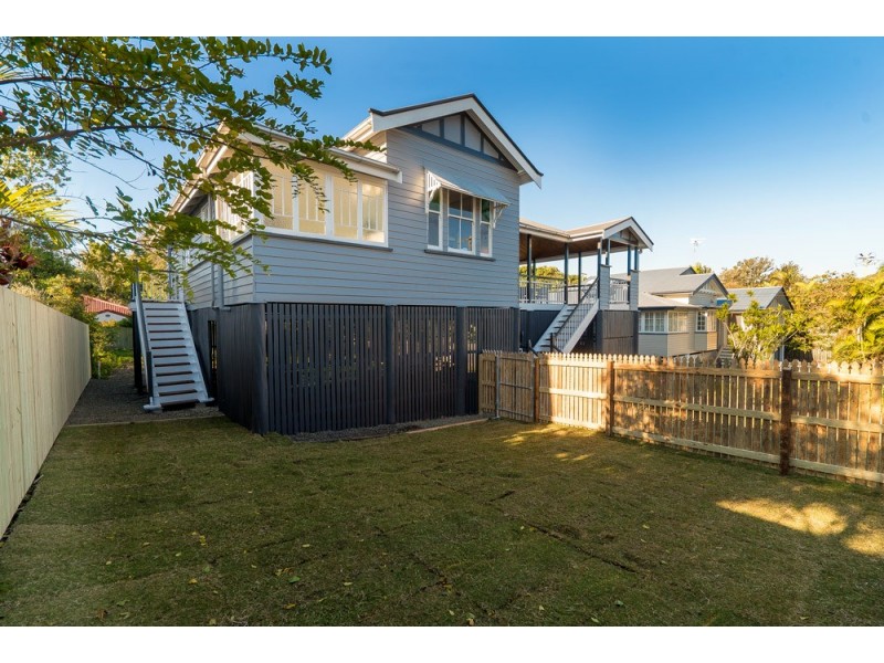 32 Aubigny Street, Annerley QLD 4103