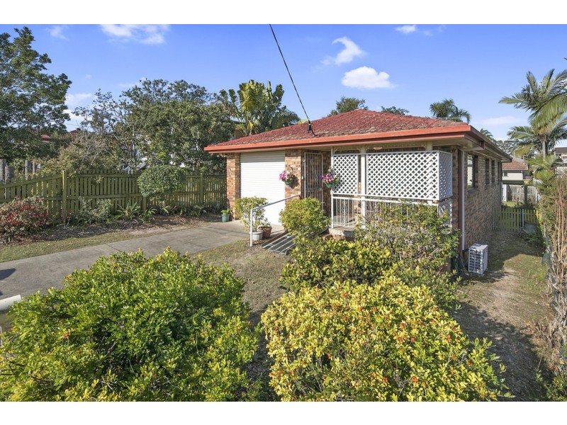 64 Newdegate Street, Greenslopes QLD 4120