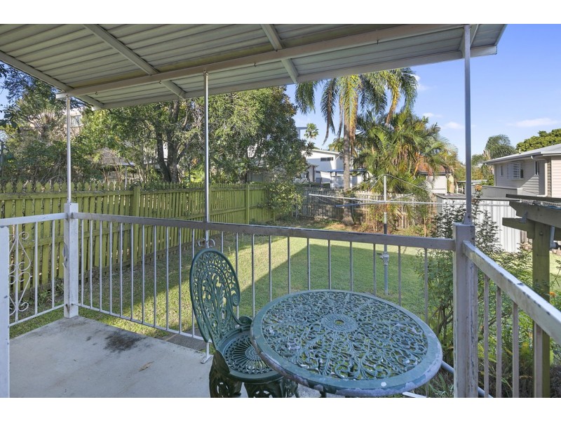 64 Newdegate Street, Greenslopes QLD 4120