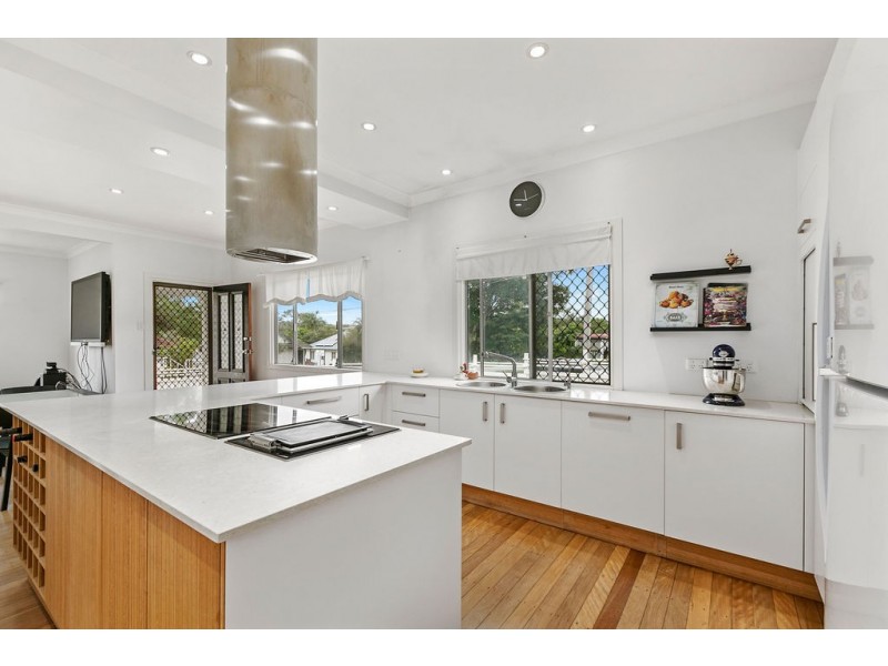 3 Upwood Street, Coopers Plains QLD 4108