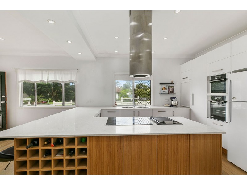 3 Upwood Street, Coopers Plains QLD 4108