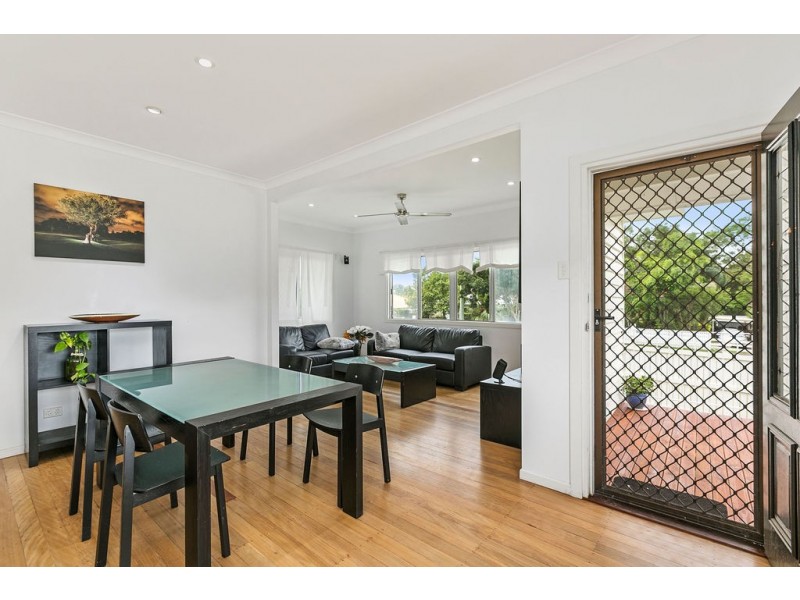 3 Upwood Street, Coopers Plains QLD 4108