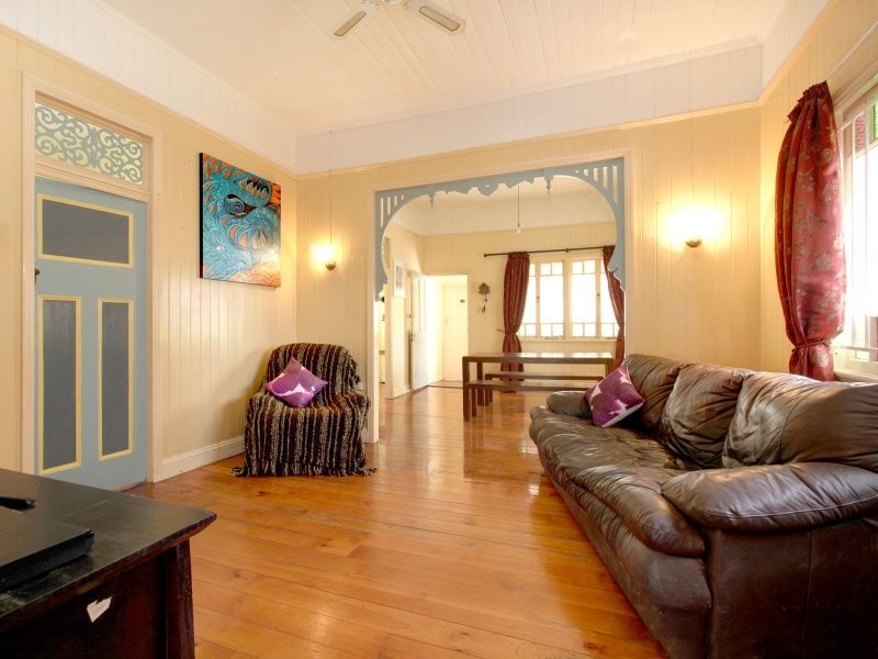27 Franklin Street, Annerley QLD 4103